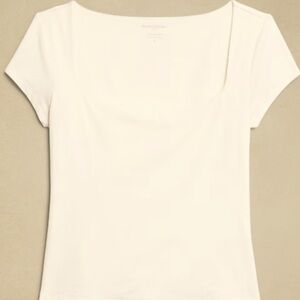 Women's Scoop Neck Stretch Tee - White